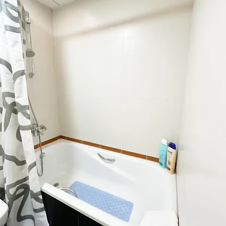 Top Family Forum Barcelona Con Piscina, Parking Y Playa A 5Min Sant Adria de Besos Exterior photo