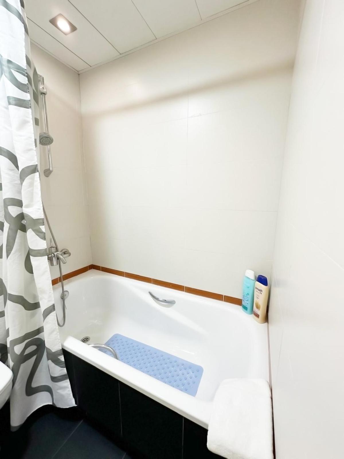 Family Forum Barcelona Con Piscina, Parking Y Playa A 5min *